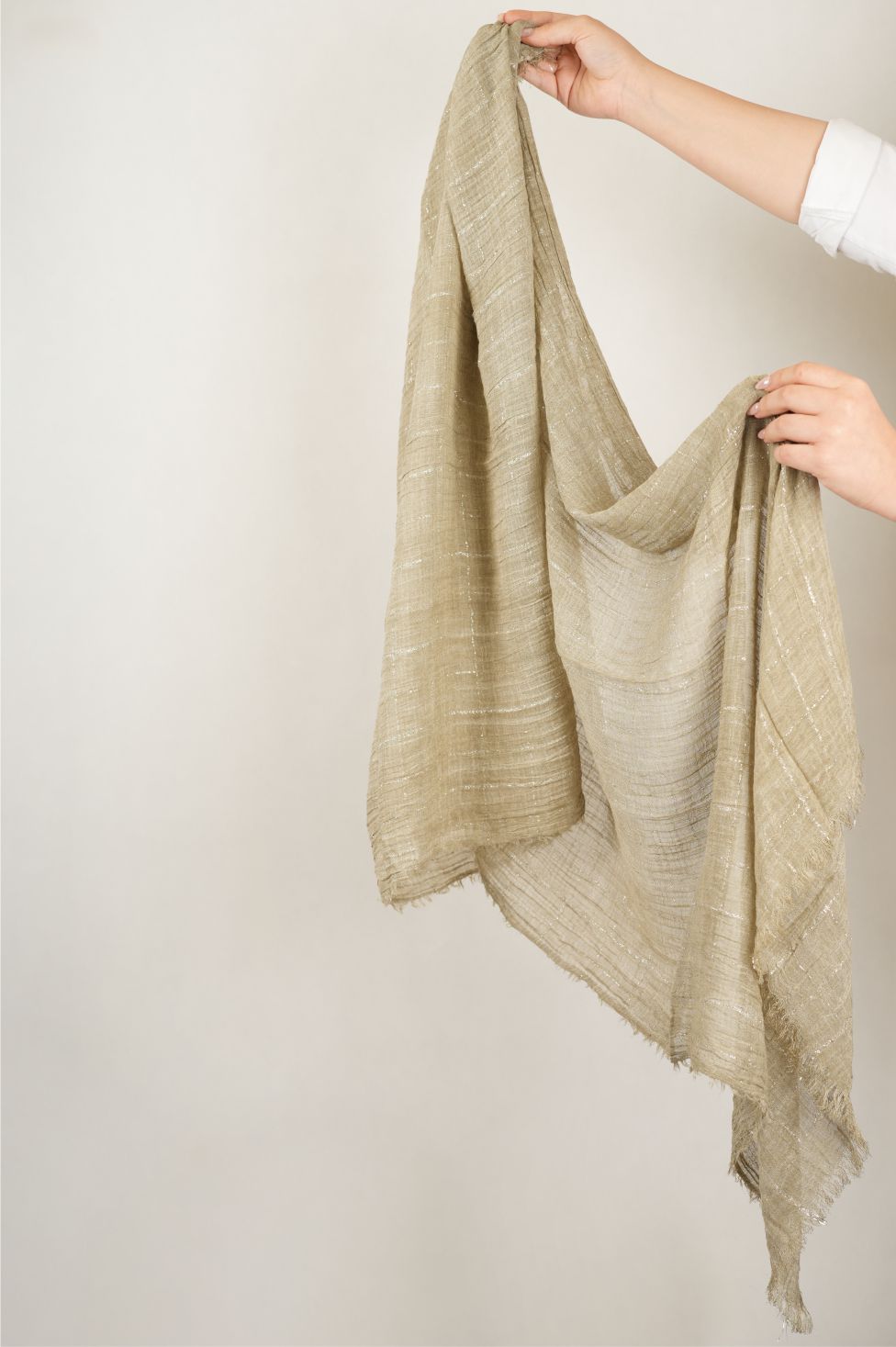 شال ابر و بادی